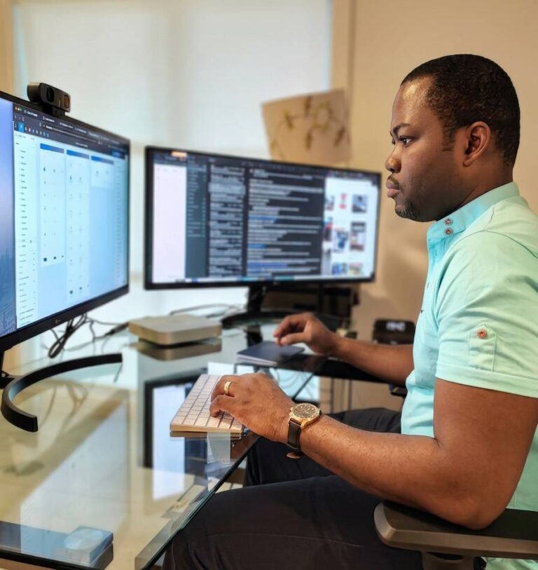 ARO Web Services au travail — développement web sur mesure